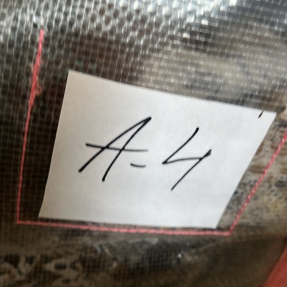 Lululemon Energy Bra Nulux
Electrobeam Energy Bra Mult 4 - Picture 5 of 6